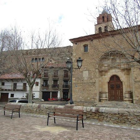 Hostal Paquita Allepuz Bagian luar foto