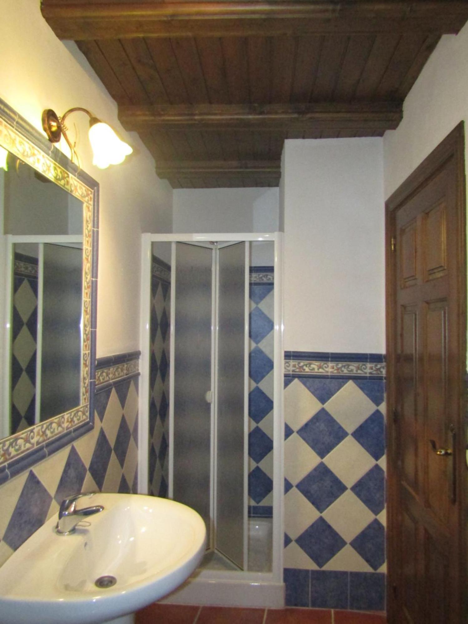 Hostal Paquita Allepuz Bagian luar foto
