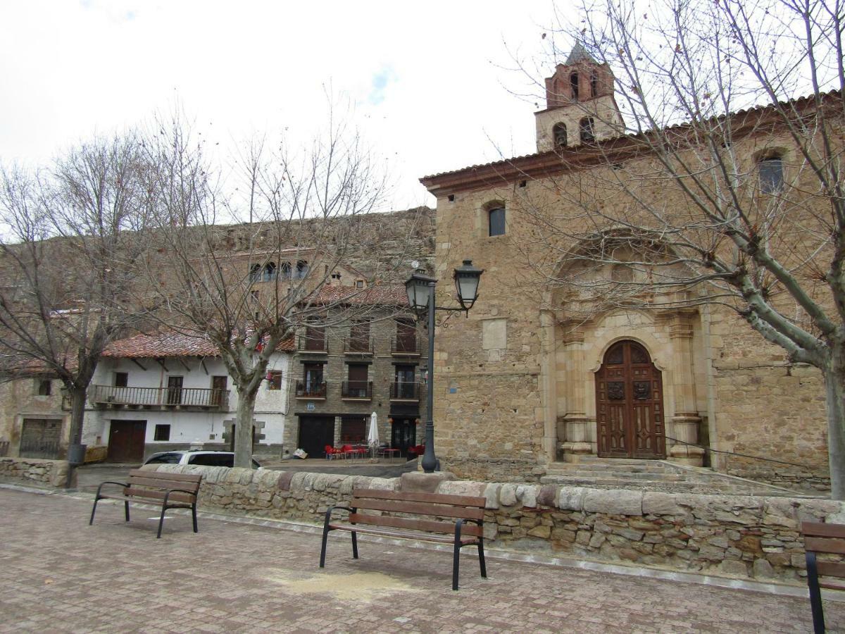 Hostal Paquita Allepuz Bagian luar foto