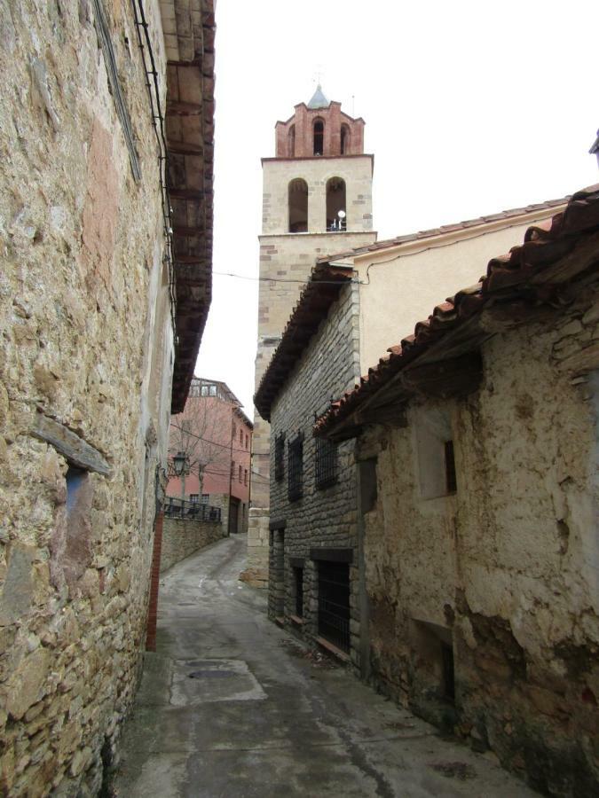 Hostal Paquita Allepuz Bagian luar foto